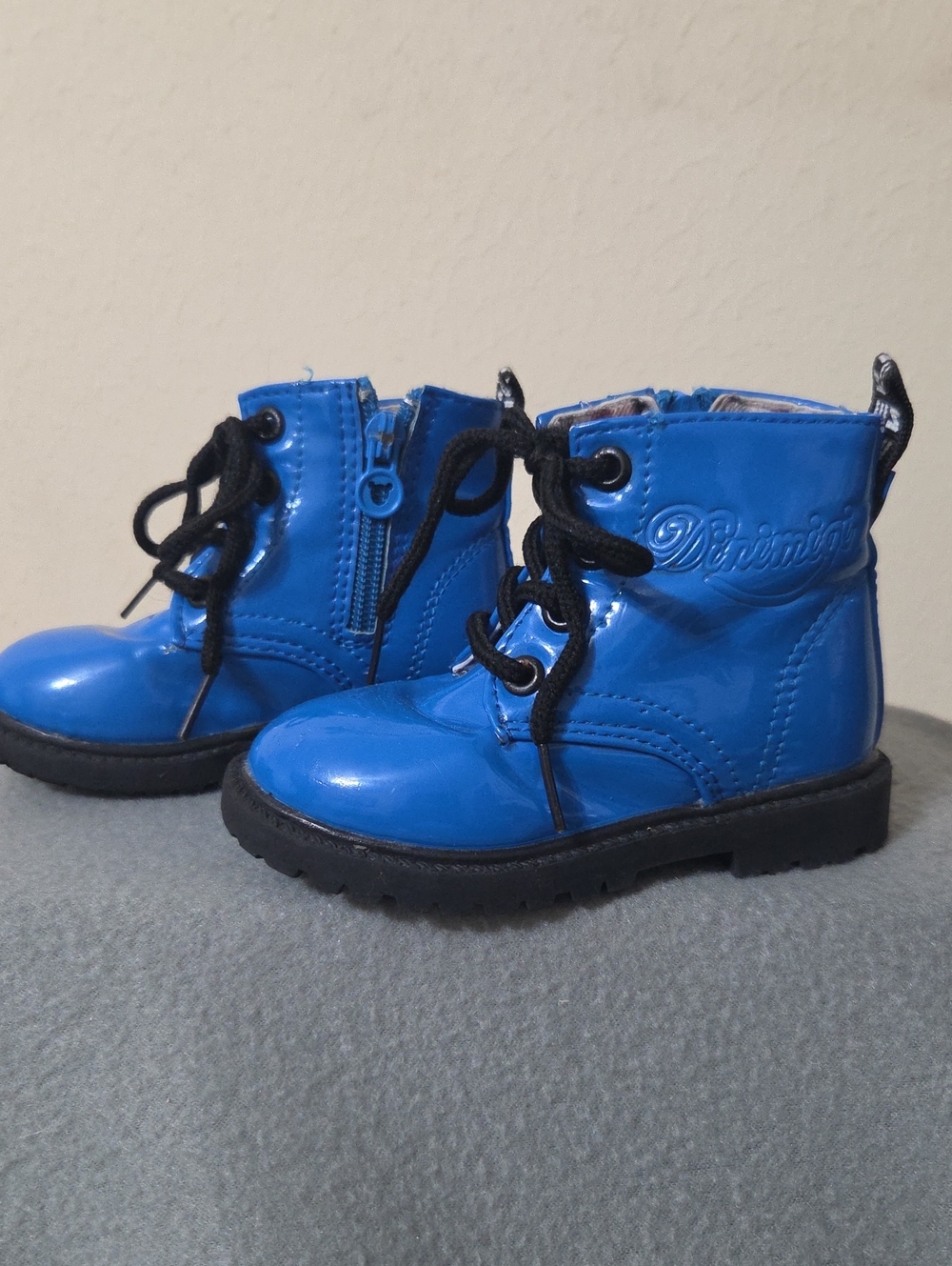Dinimigi Kids Blue Lace-Up Ankle Boots - Size 5.5